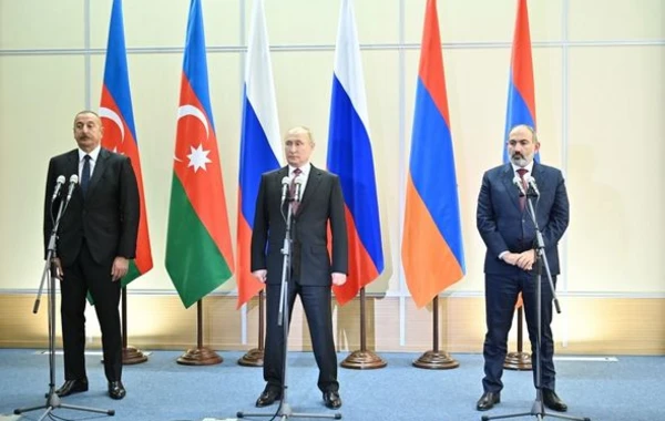 Владимир Путин, Ильхам Алиев и Никол Пашинян выступили с заявлением для прессы - ФОТО
