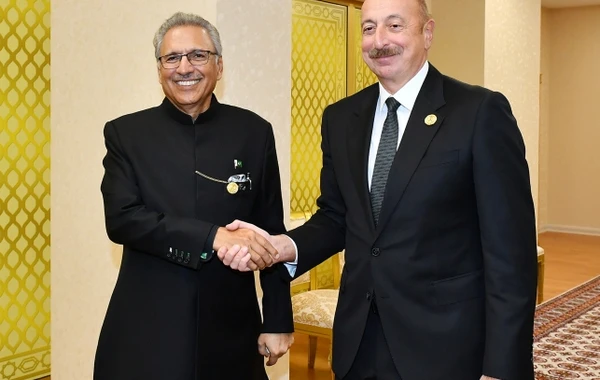 Prezident İlham Əliyevin Pakistan Prezidenti Arif Alvi ilə görüşü olub YENİLƏNİB-1