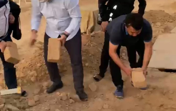 Ümrə ziyarətində vəfat edən azərbaycanlı zəvvar Mədinədə dəfn olunub - FOTO