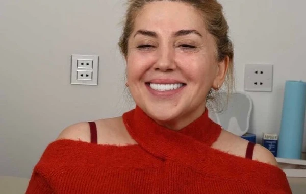 Pərvin Abıyevadan anası ilə bağlı maraqlı paylaşım - FOTO