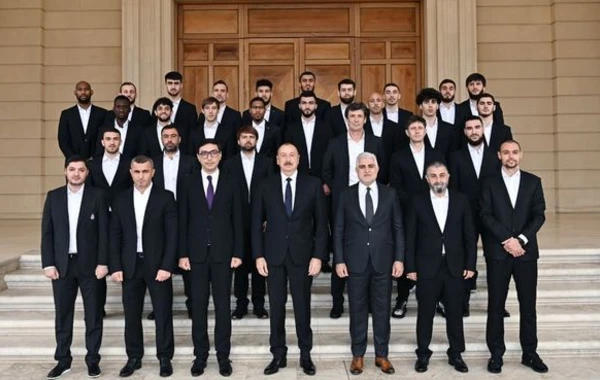 İlham Əliyev “Qarabağ” futbol klubunun üzvlərini qəbul etdi - FOTO