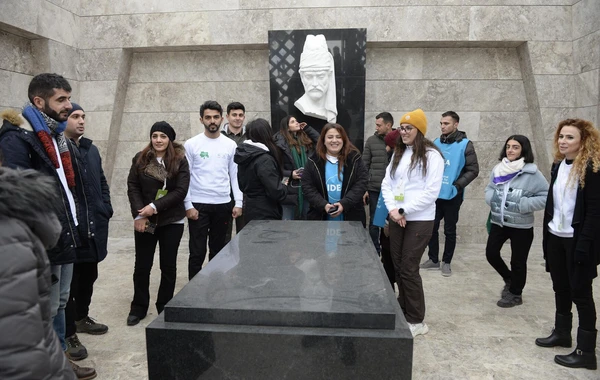 Leyla Əliyevanın təşəbbüsü ilə Şuşada kütləvi ağacəkmə aksiyası keçirilib