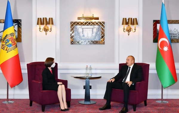 Brüsseldə Azərbaycan və Moldova prezidentlərinin görüşü olub - YENİLƏNİB - FOTO
