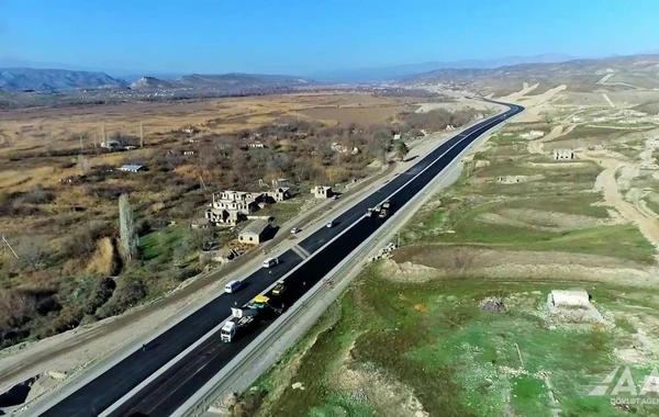 Xudafərin-Qubadlı-Laçın avtomobil yolunun asfaltlanması işlərinə başlanıldı - FOTO