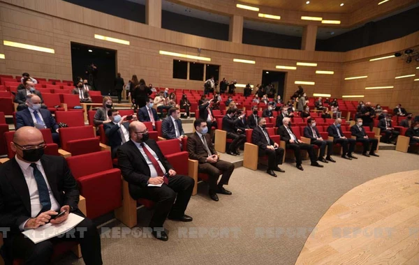 Bakıda Azərbaycan-Rusiya iqtisadi əlaqələrinə dair konfrans keçirilir - FOTO