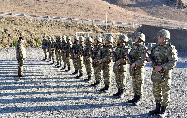Закир Гасанов на новых военных объектах в Кяльбаджарском и Лачинском районах - ВИДЕО