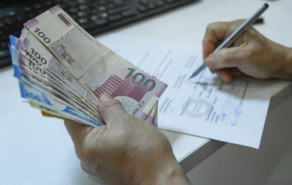 Prezidentin fərman və sərəncamından sonra kimlərin təqaüdləri artırıldı?
