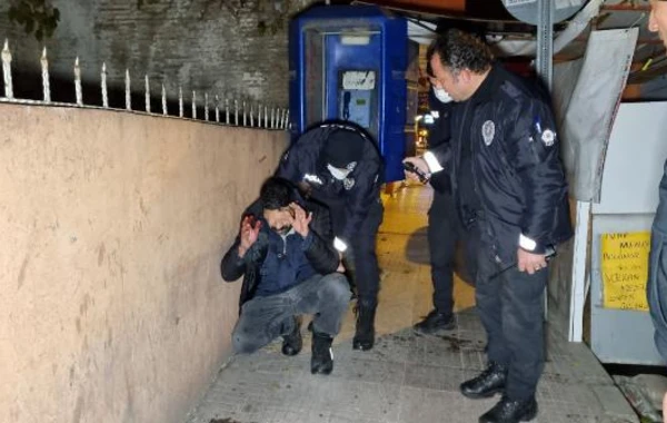 Dini nikahlı həyat yoldaşını dəmir çubuqla döyüb bıçaqla yaraladı - FOTO