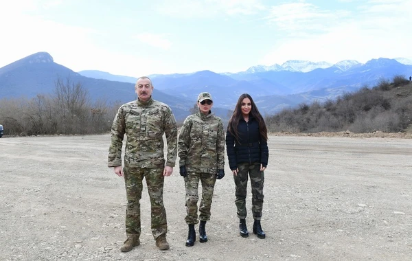 Prezident İlham Əliyev, birinci xanım Mehriban Əliyeva və ailə üzvləri Şuşa şəhərində olublar - YENİLƏNİB