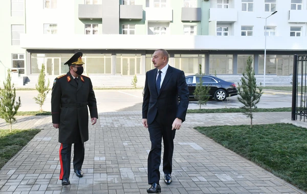 Prezident şəhid ailələri və hərbçilər üçün nəzərdə tutulmuş mənzillərdə - FOTO
