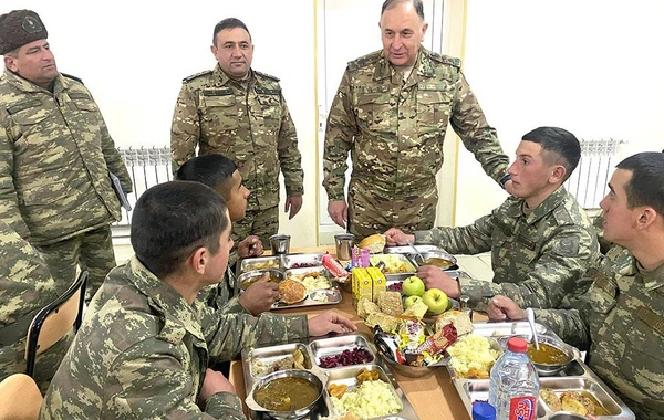 Начальник Генштаба азербайджанской армии посетил военные части в Кяльбаджаре - ФОТО