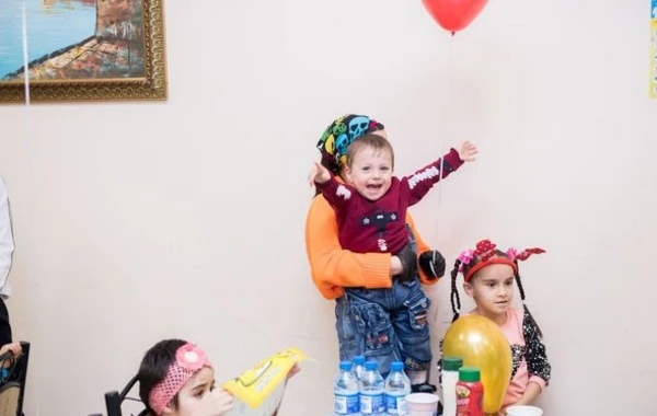 По инициативе Мехрибан Алиевой организованы мероприятия для детей, нуждающихся в особой заботе - ВИДЕО