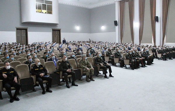 Bayramlar münasibətilə Azərbaycan Ordusunda silsilə tədbirlər keçirilib - FOTO/VİDEO