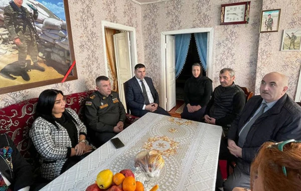 Bayramlar münasibətilə şəhid ailələri ziyarət olunub - FOTO/VİDEO