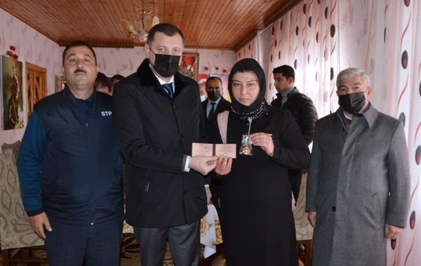 Şəhid çavuş Rafail Hüseynovun xatirəsi ehtiramla anılıb