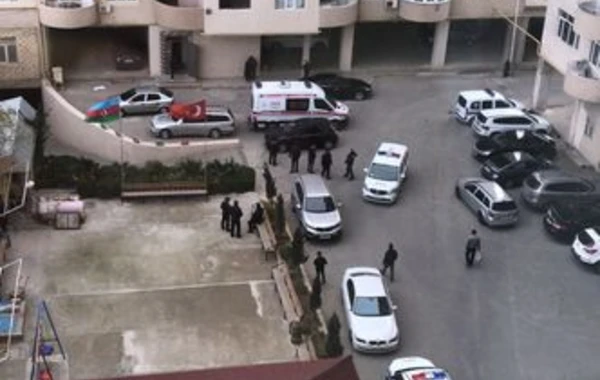 Bakıda kişi arvadını qətlə yetirdi - FOTO