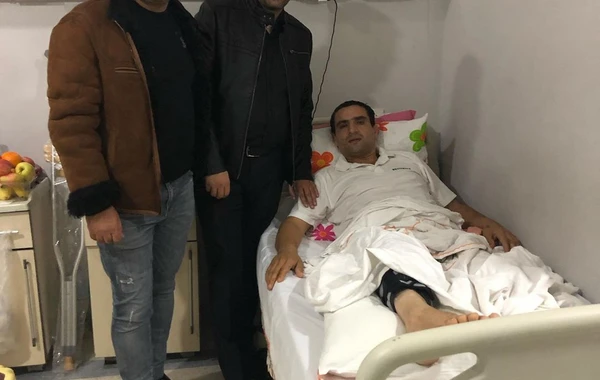 Azərbaycanlı müğənni ağır yol qəzası keçirib - FOTO