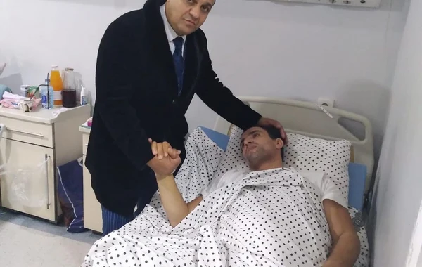 Azərbaycanlı müğənni ağır yol qəzası keçirib - FOTO