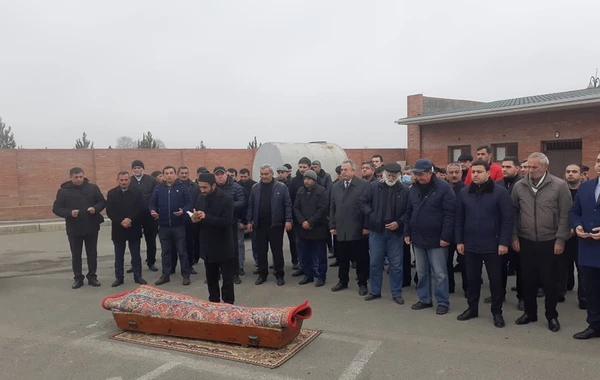 Novruz Qartal İmamzadə qəbristanlığında dəfn olundu - FOTO - YENİLƏNİB
