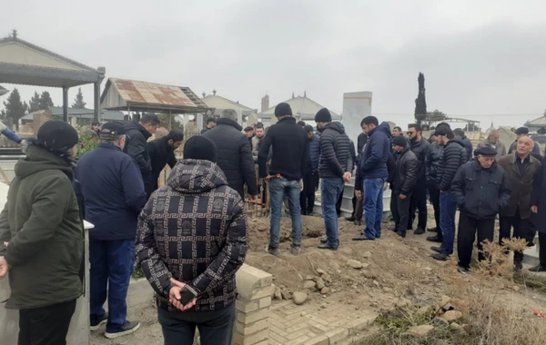 Novruz Qartal İmamzadə qəbristanlığında dəfn olundu - FOTO - YENİLƏNİB