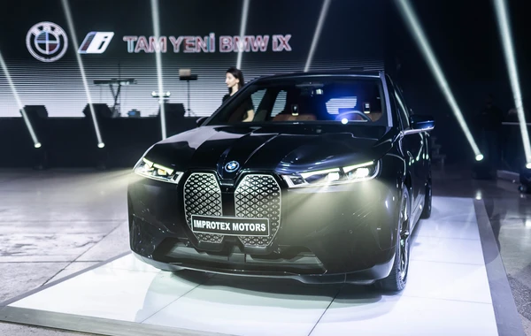 Компания Improtex Motors впервые представила электромобиль - BMW iX - ФОТО