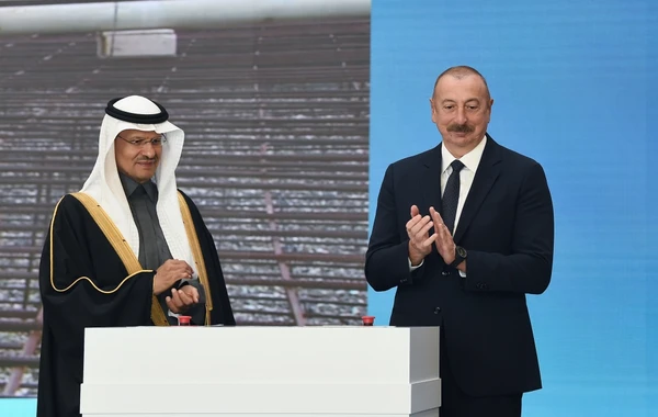 Prezident "Xızı-Abşeron" Külək Elektrik Stansiyasının təməlqoyma mərasimində iştirak edib - FOTO - YENİLƏNİB