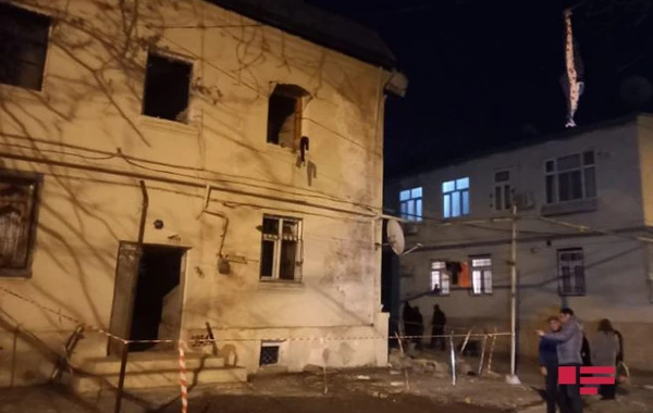Azərbaycanda evdə partlayış: Xəsarət alanlar var - FOTO/VİDEO