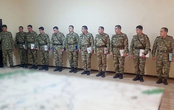 Azərbaycan Ordusunun bölük komandirləri ilə təlim toplanışları keçirilib - VİDEO/FOTO