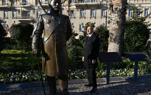 Президент Азербайджана открыл памятник Гаджи Зейналабдину Тагиеву - ФОТО/ВИДЕО