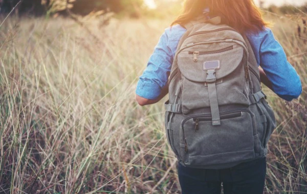 В Азербайджане дважды женатый мужчина похитил школьницу