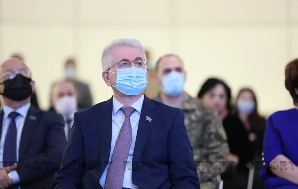 Heydər Əliyev Mərkəzində zefer.az saytının təqdimatı keçirilib - FOTOLAR