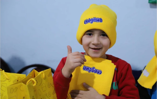 “Avrora" Qrup uşaq sığınacaqlarında məskunlaşan uşaqları sevindirib - FOTO