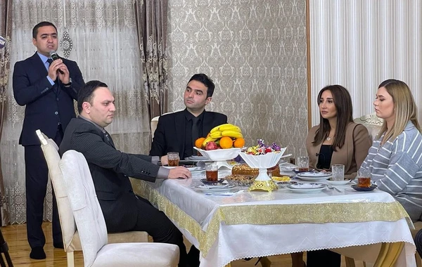 Azərbaycanlı xanəndə dəbdəbəli bağ evini nümayiş etdirdi - FOTO/VİDEO