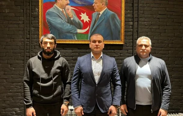 Azərbaycanlı idmançı İstanbulda kəmər döyüşünə çıxacaq - FOTO