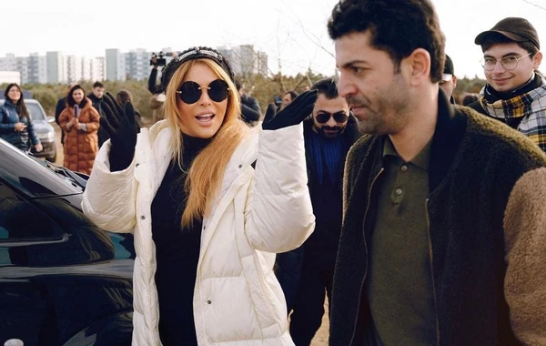 Aygün Kazımovanın adına bağ saldılar - FOTO