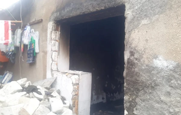 Azərbaycanda yanan ticarət mərkəzindən FOTOlar yayıldı: Bir nəfər ölüb