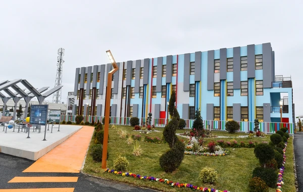 Prezident və birinci xanım yeni inşa edilmiş kompleksin açılışında iştirak ediblər - FOTOLAR - YENİLƏNİB