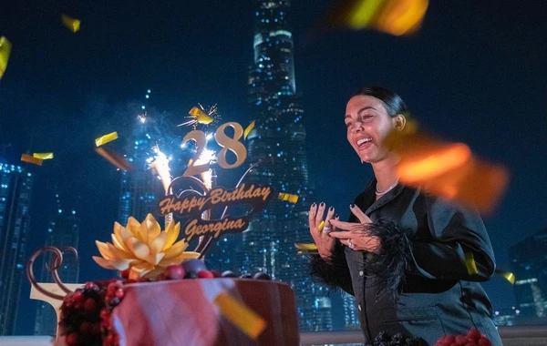 Роналду сделал удивительный подарок Джорджине на день рождения - ВИДЕО