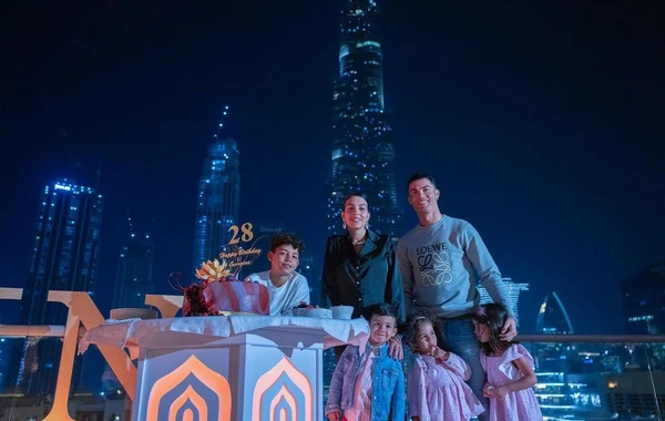 Роналду сделал удивительный подарок Джорджине на день рождения - ВИДЕО