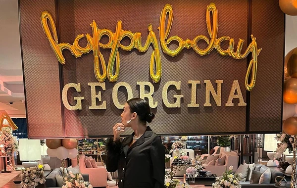 Роналду сделал удивительный подарок Джорджине на день рождения - ВИДЕО