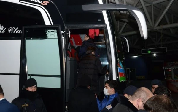 Şuşaya növbəti sərnişin avtobus reysi yola düşüb - FOTO/VİDEO