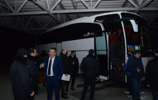 Şuşaya növbəti sərnişin avtobus reysi yola düşüb - FOTO/VİDEO