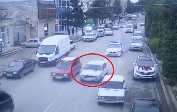 Narkotik qəbul edib "avtoş"luq edirdi, polis saxladı - VİDEO