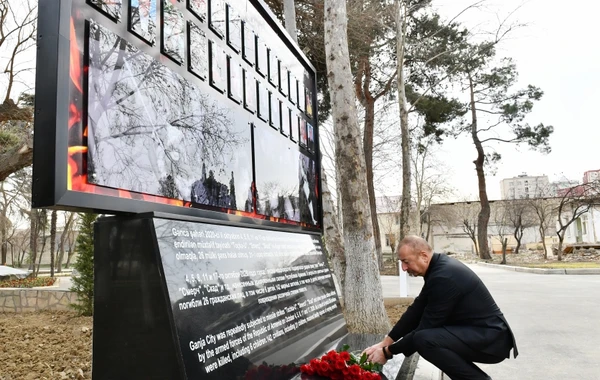 Ильхам Алиев заложил фундамент Гянджинского мемориального комплекса - ОБНОВЛЕНО+ФОТО