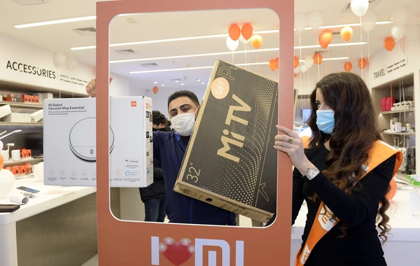 Bakıda  Xiaomi-nin yeni mağazası açıldı - FOTO