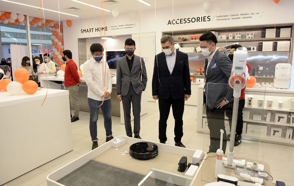 Bakıda  Xiaomi-nin yeni mağazası açıldı - FOTO