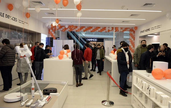 Bakıda  Xiaomi-nin yeni mağazası açıldı - FOTO