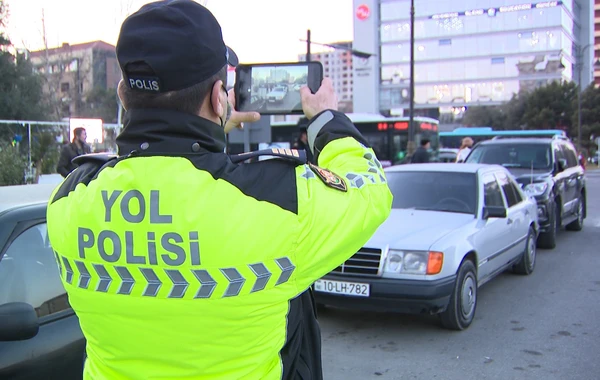 Mülki geyimli polis əməkdaşları REYD keçirdi - VİDEO