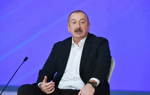 Ильхам Алиев принял участие в форуме, посвященном 25-летию Дня азербайджанской молодежи - ОБНОВЛЕНО + ВИДЕО