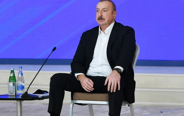 Ильхам Алиев принял участие в форуме, посвященном 25-летию Дня азербайджанской молодежи - ОБНОВЛЕНО + ВИДЕО